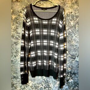 Ann Taylor black white & gray checkered plaid long with sleeve button detail XL